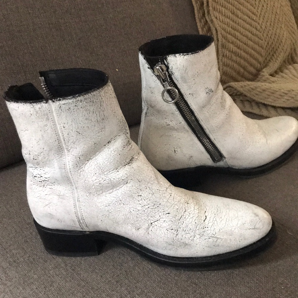 Frye boot- worn once!